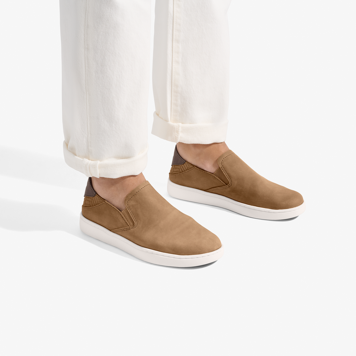 OluKai | Pehuea Leather - Sahara / Toffee | Olukai