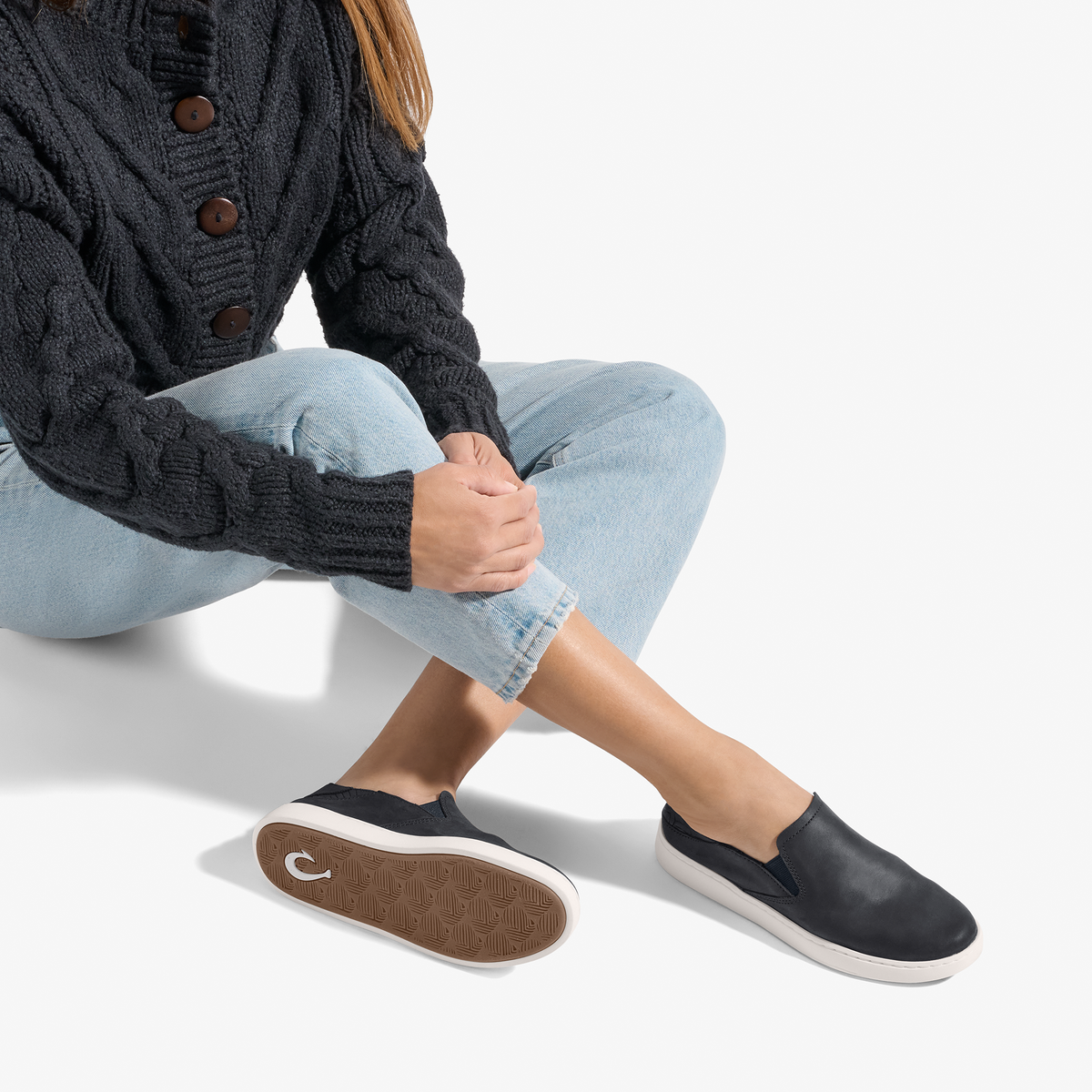OluKai | Pehuea Leather - Onyx / Onyx
