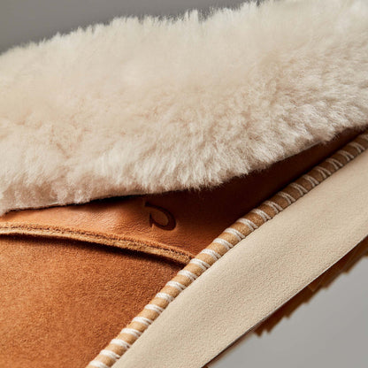 OluKai | Ku‘i Women‘s Slip-On Slippers - Tan / Bone