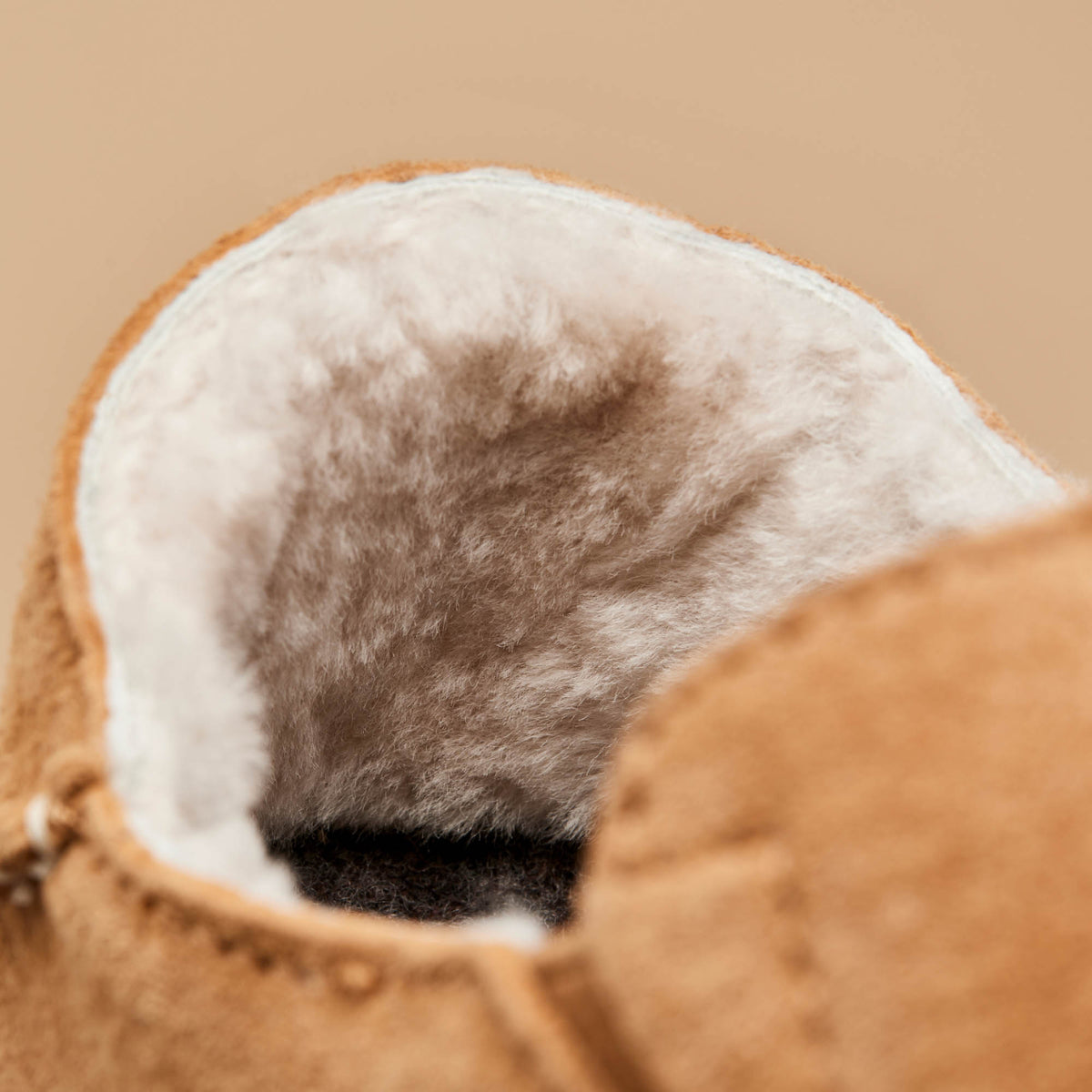 OluKai | Nohea Women's Leather Slippers - Tan