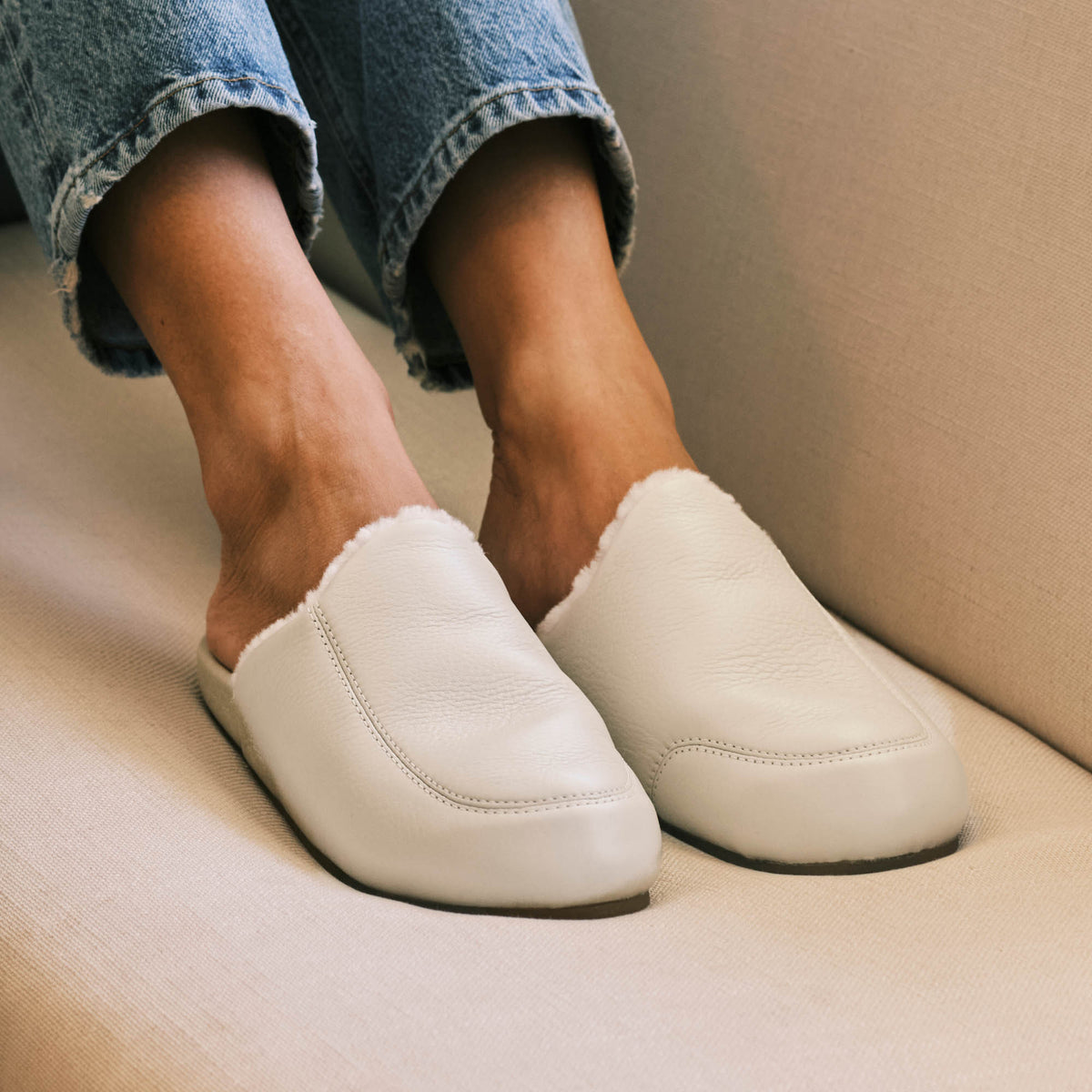 OluKai | Kōnea Women’s Leather Slipper Mules - Bone