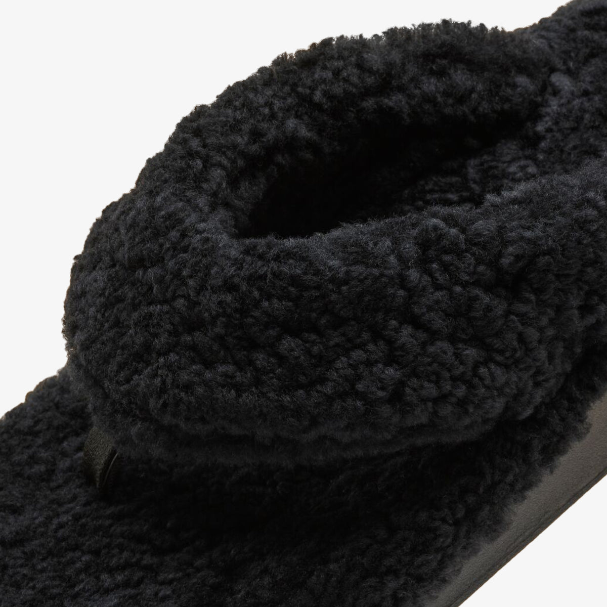 OluKai | Kīpe'a Heu Women‘s Flip Flop Slippers - Black