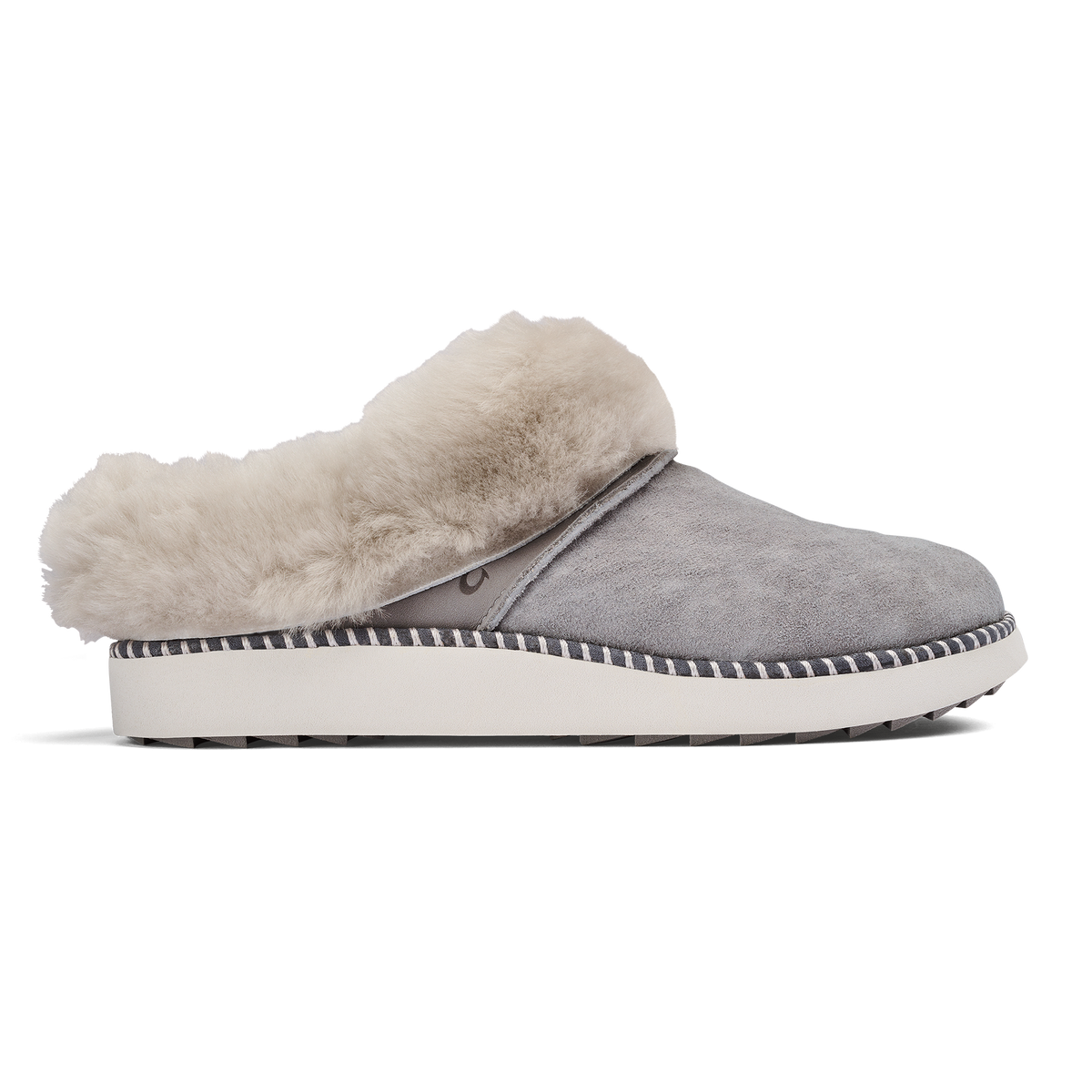 OluKai | Ku‘i Women’s Fuzzy Slip-On Slippers - Fog