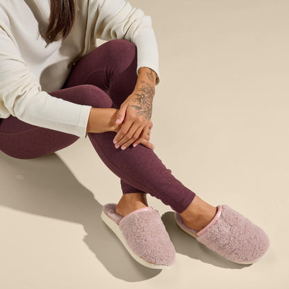 OluKai | Pūpū Mua Women’s Shearling Mule Slipper - Pink Sea Salt