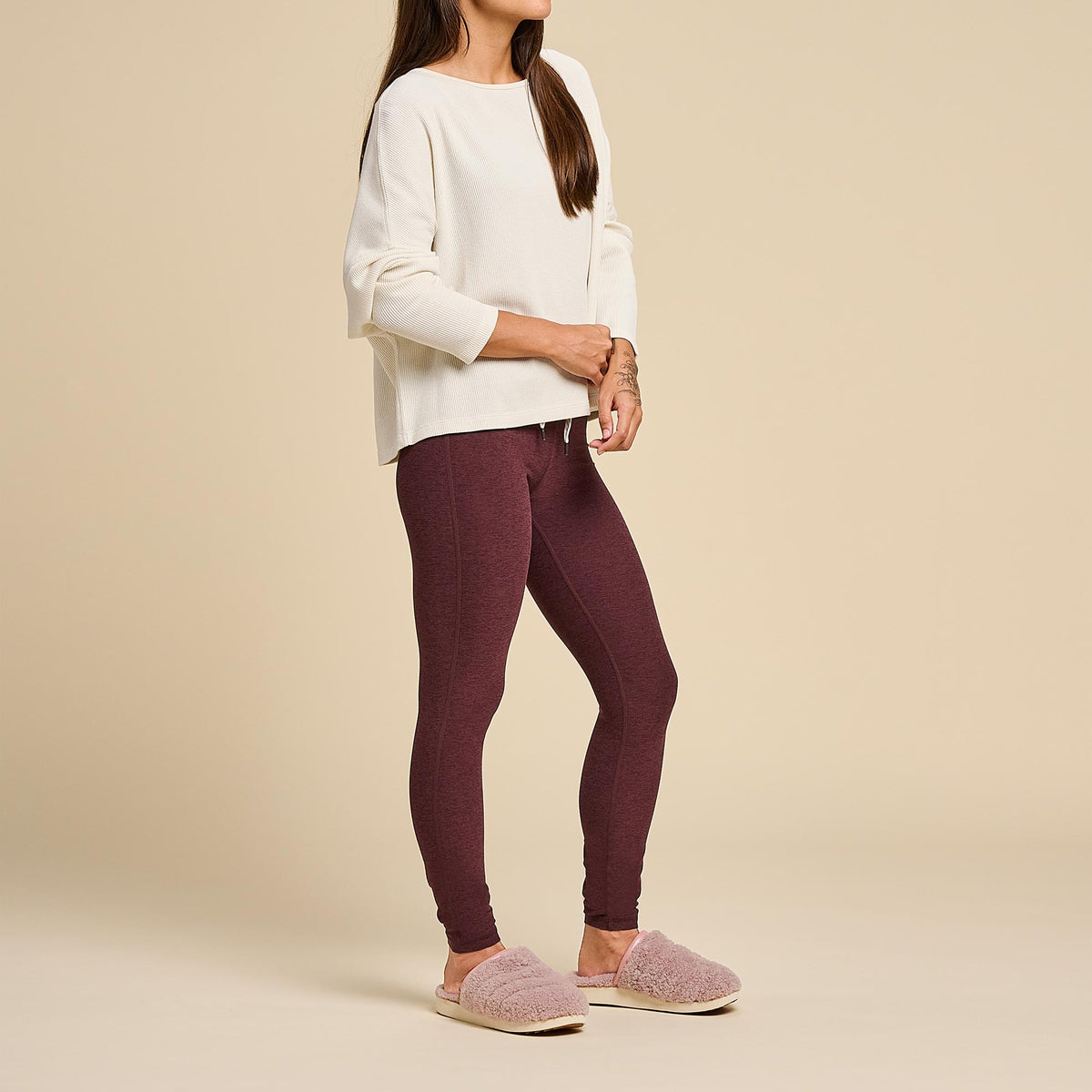 OluKai | Pūpū Mua Women’s Shearling Mule Slipper - Pink Sea Salt