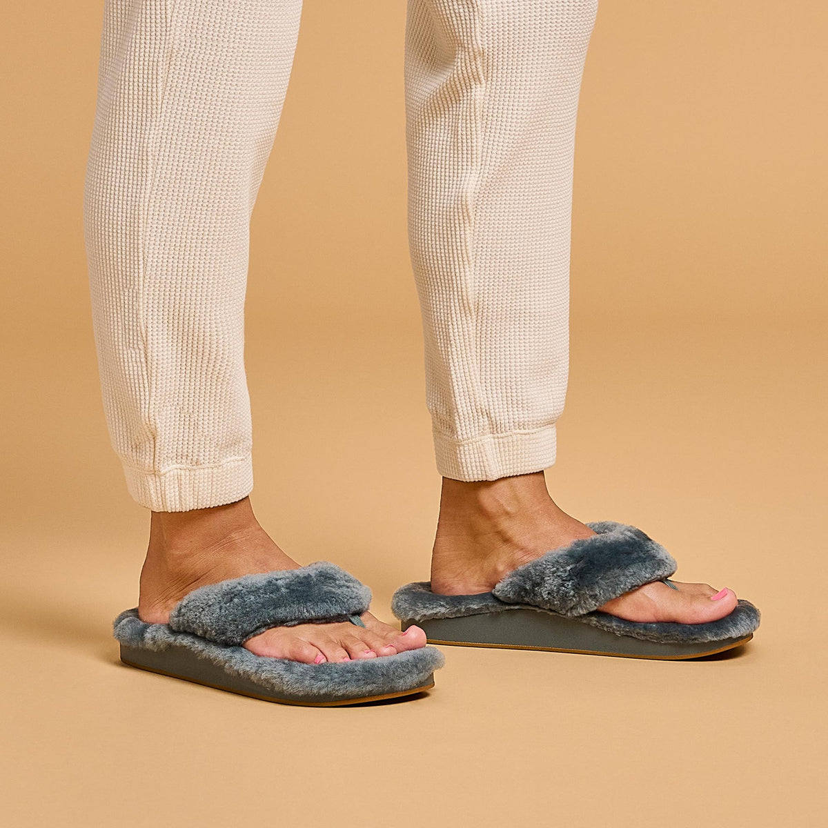 OluKai | Kipe‘a Heu Women‘s Flip Flop Slippers - Storm