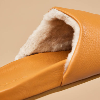 OluKai | Kōnea Women’s Leather Slipper Mules - Saddle