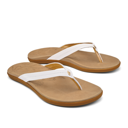 OluKai | Honu Women’s Leather Sandals - Bright White / Golden Sand