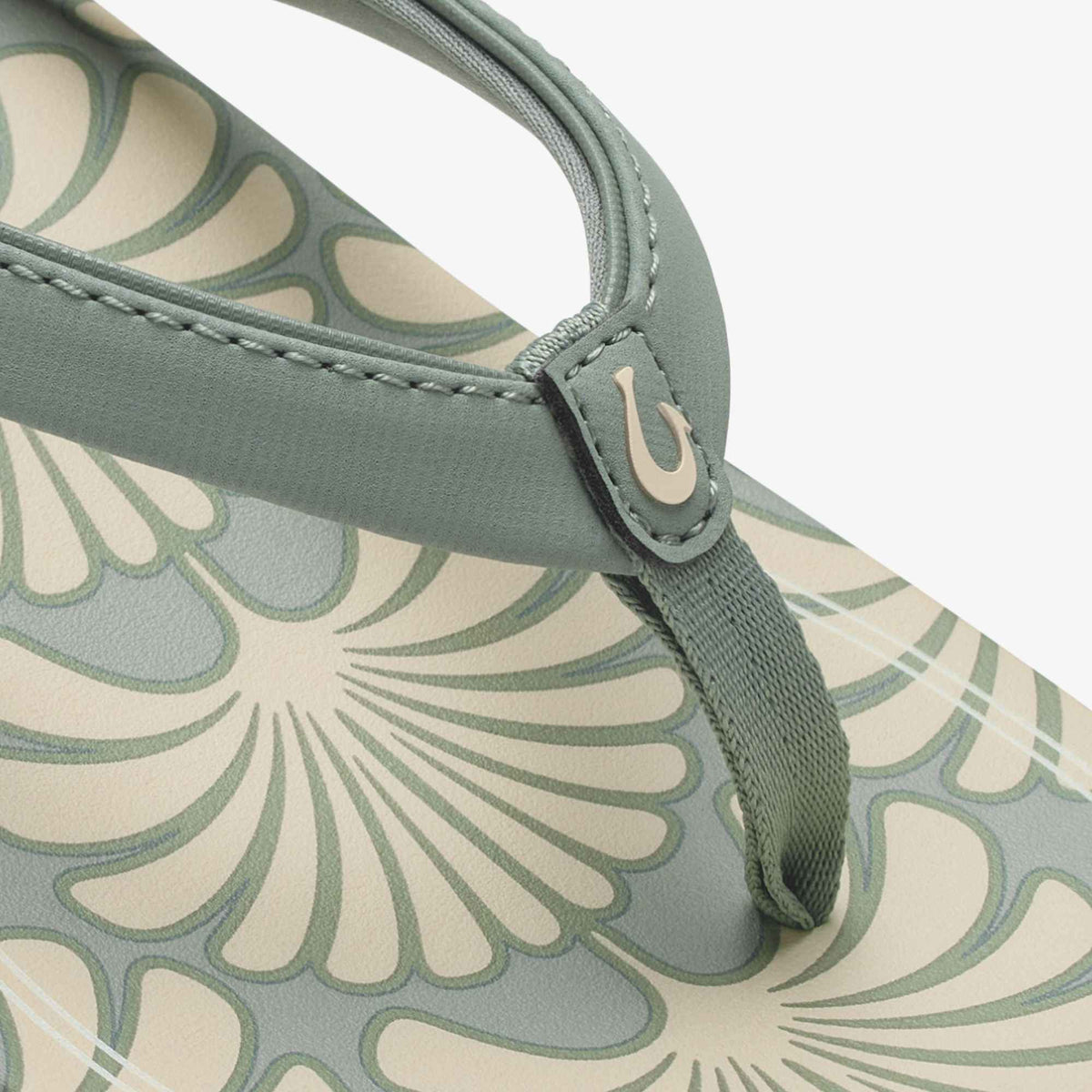 OluKai | ‘Uiki - Silver Pine / Pa‘i