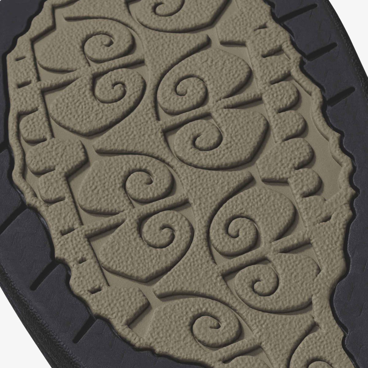OluKai | ‘Ohana - Warm Taupe / Black