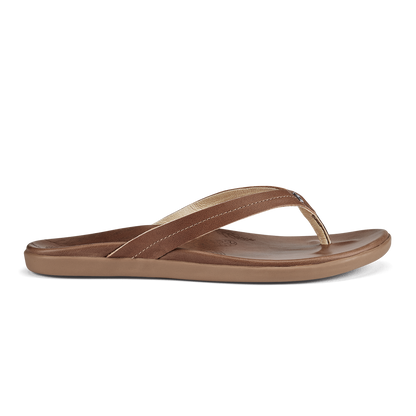 OluKai | Honu Women’s Leather Beach Sandals - Tan