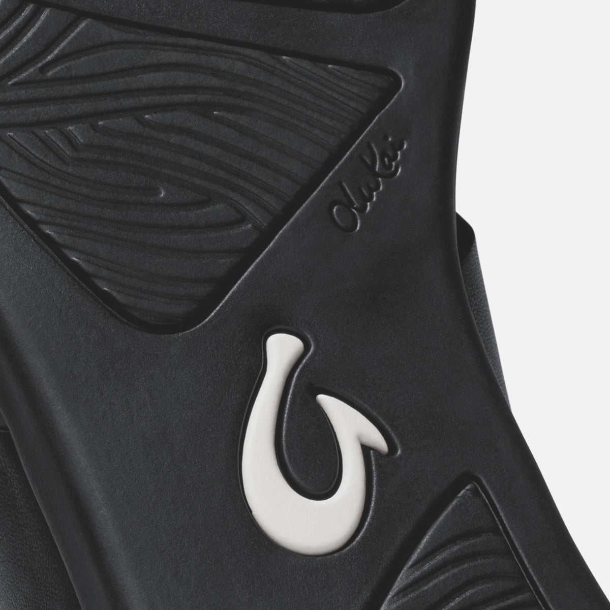 OluKai | Hoʻopio Mele - Black / Black