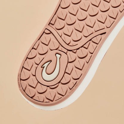 OluKai | Southshore Women’s Waterproof Leather Sandals - Soft Pink