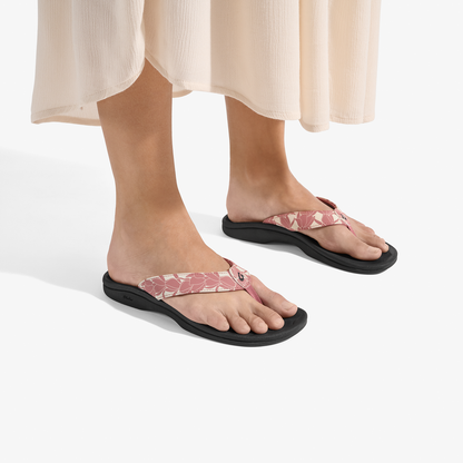 OluKai | ‘Ohana Women's Best Selling Beach Sandals - Coral Rose / Pa‘i