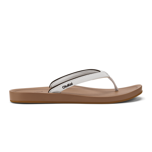 OluKai | ‘Uiki Women’s Everyday Beach Sandals - White Sand / Almond