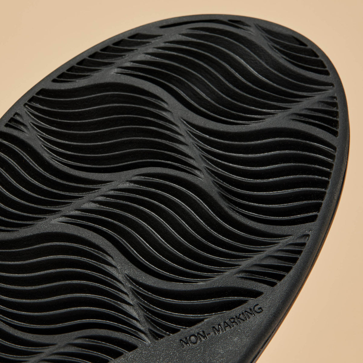 OluKai | La‘i Slide Women’s Slide Beach Sandals - Black