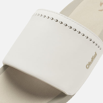 OluKai | Ulele Slide - Bright White / Tapa