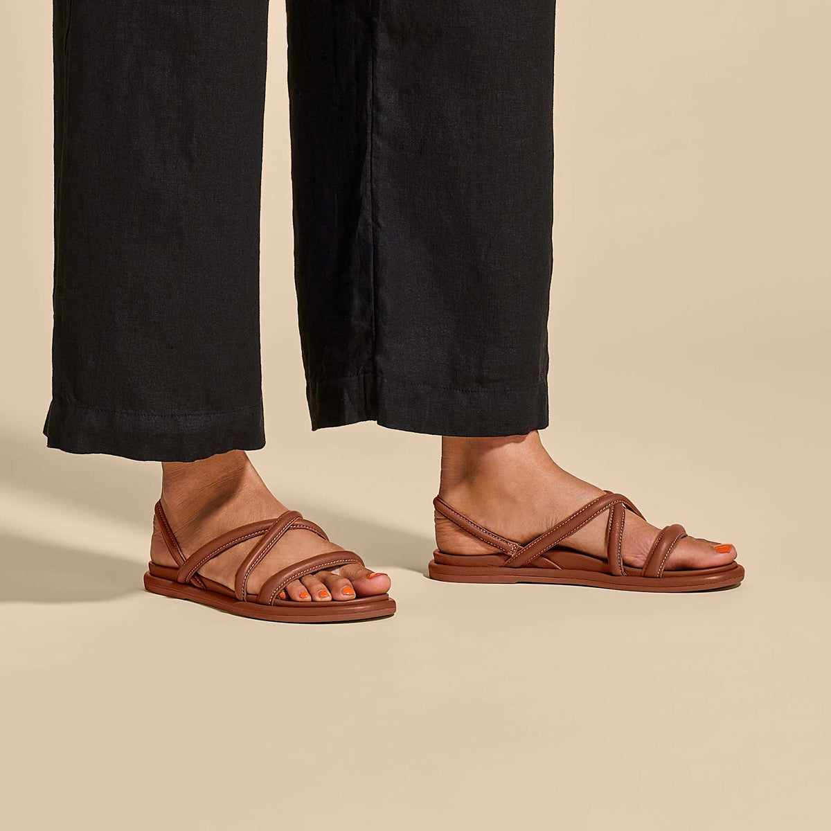 OluKai | Tiare Strappy Women’s Leather Sandals - Fox