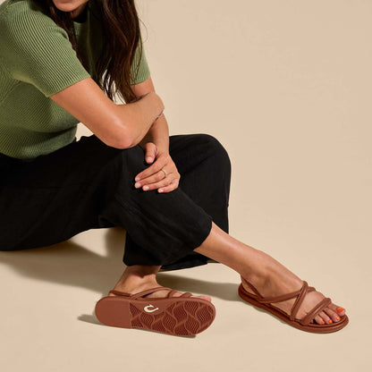 OluKai | Tiare Strappy Women’s Leather Sandals - Fox