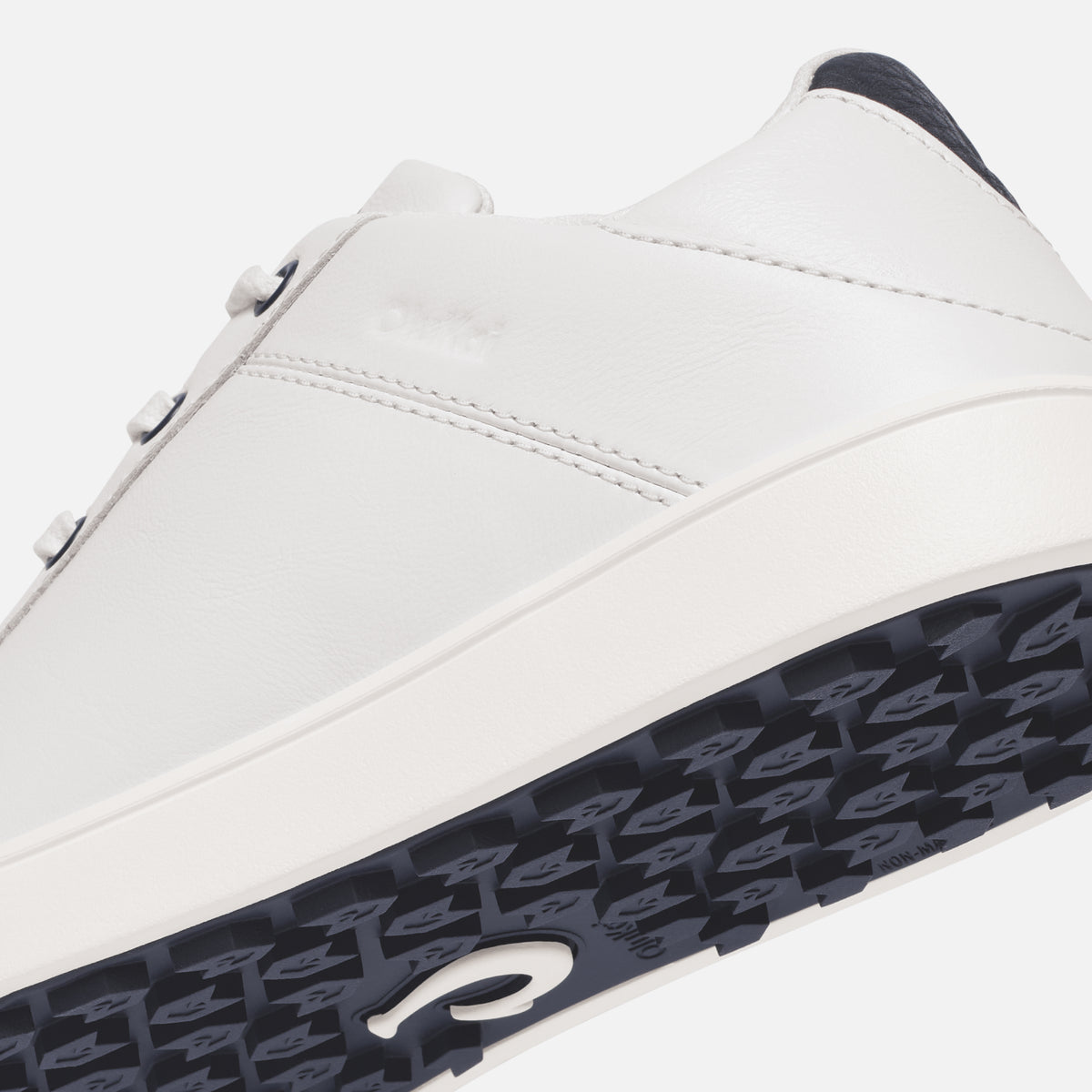 OluKai | Puakea - Bright White / Trench Blue