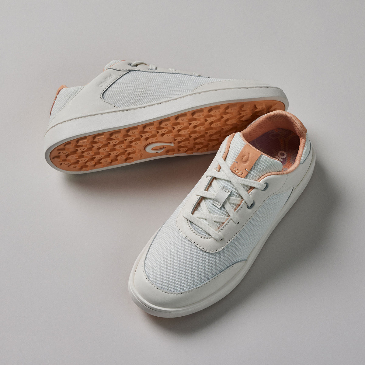 OluKai | Puakea - White Sand / Tan